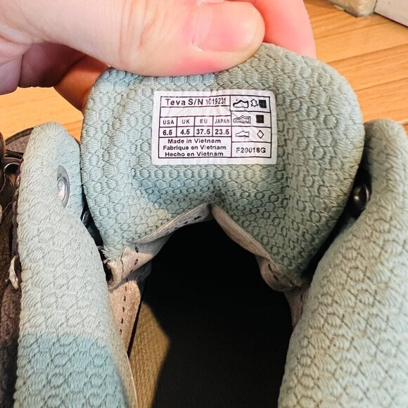 VERY NICE AHNU VIBRAM RUBBER WATERPROOF HIKING BOOTS WOMEN'S SIZE US 6.5 - Picture 14 of 16